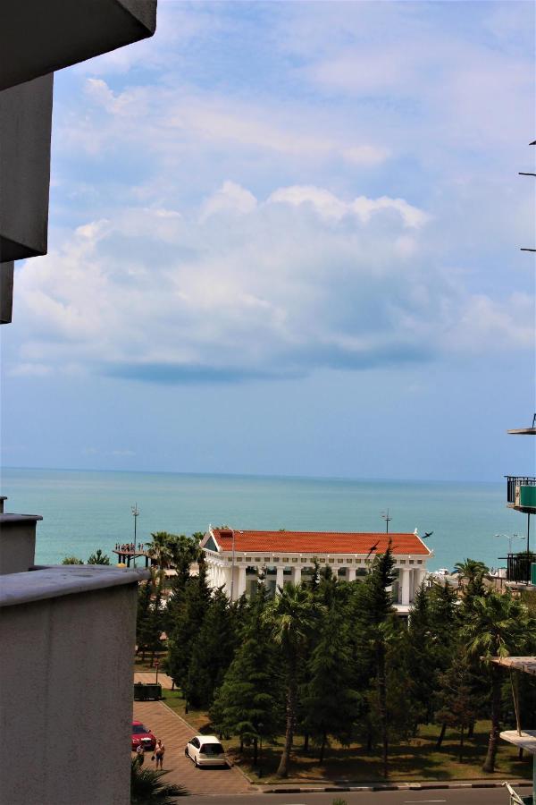 Orbi Lux Apartment Батуми Экстерьер фото