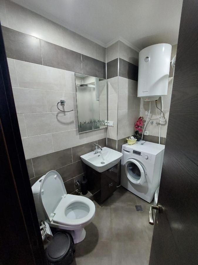 Orbi Lux Apartment Батуми Экстерьер фото
